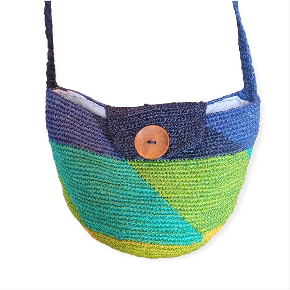 Colorblock Crochet Straw Bag in blue and green